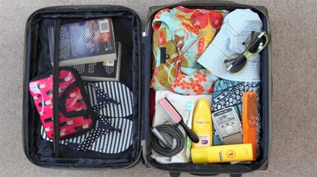 Kinh nghiệm sắp xếp vali “siêu" gọn khi đi du lịch - Tin Khuyến Mãi -